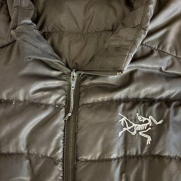 Arc'teryx Cerium LT Down Puffer Jacket (Mens M) - Picture 3 of 11